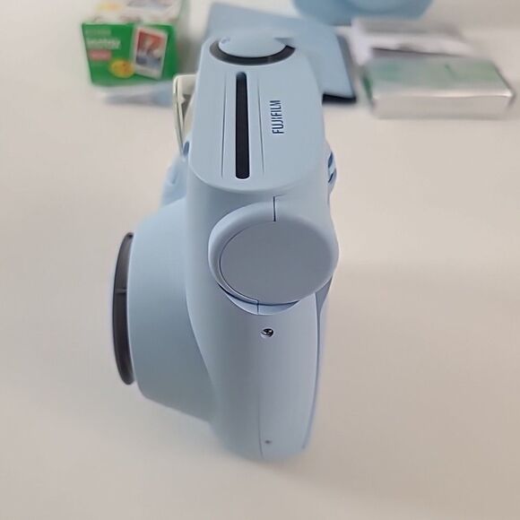 Fujifilm Instax Mini 7S Instant Camera Light Blue with Case, Film